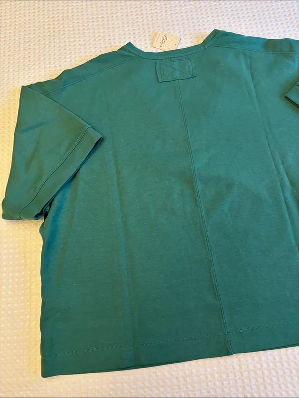 NEW! We the Free People TELL ME WHY TEE Green V-Neck Relaxed Boxy Pullover M - Image 9