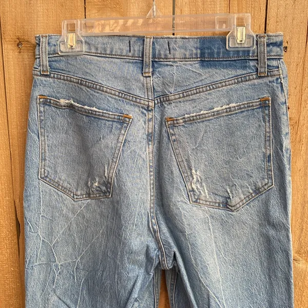 Abercrombie 90s Straight Ultra High Rise 29/8R Light Wash Distressed Stretch 31" - Image 6