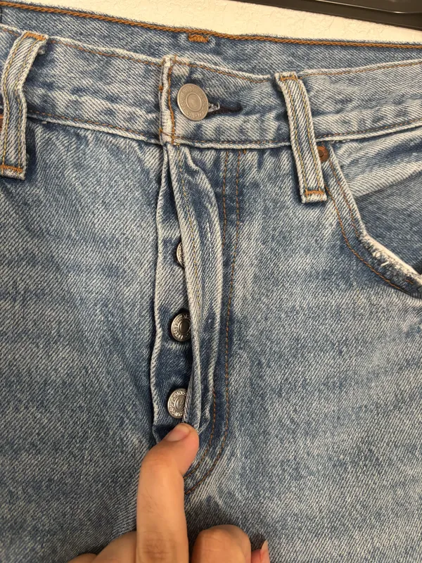 Levis 501s Womens Blue Distressed Skinny Jeans - Image 3