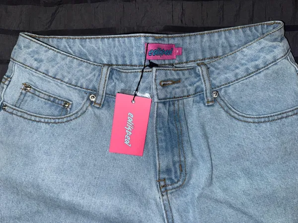 Shorts - Image 2