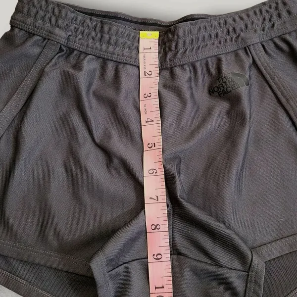 EUC The North Face Women's Never Stop Exploring Athletic Shorts Size XS/S - Image 9