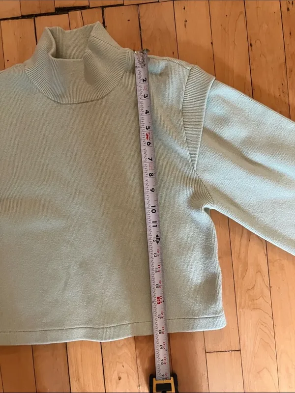 Jonathan Simkhai Structured Shoulder Pistachio Green Sweater Medium - Image 7