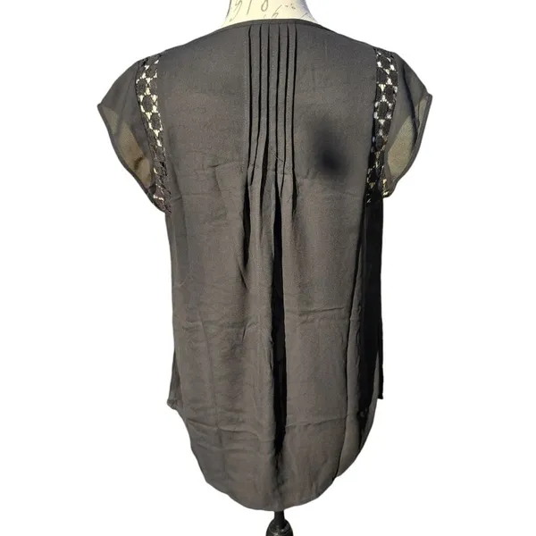 A Pea in The Pod Maternity Short‎ Sleeve Lace Insert Dressy Blouse Black Medium - Image 3