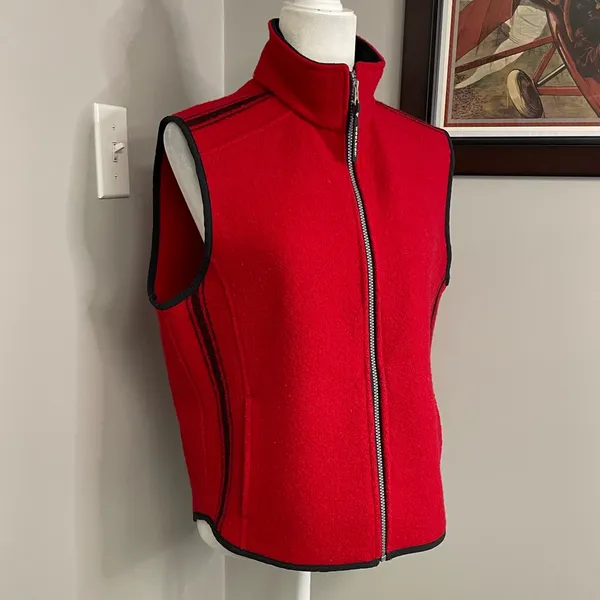 Woolrich Red 100% wool vest full zip Medium - Image 2
