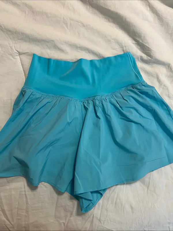 Aerie cross waist shorts - Image 2
