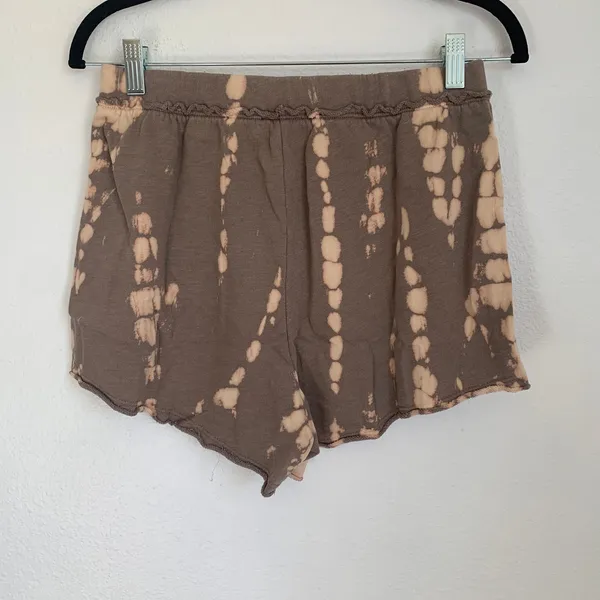 NWT Lulu's‎ It's a Lifestyle Lounge Pull-On Shorts in Brown Tie-Dye - Image 3
