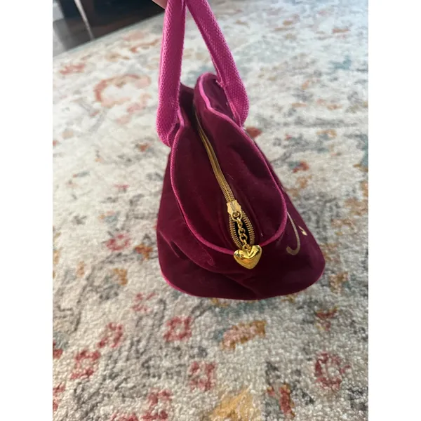 Victoria's Secret Y2k Burgundy Velvet Vanity Bag Pink Logo Heart Zipper‎ Pull - Image 2
