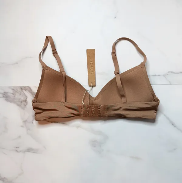 NWT Skims Wireless Form Push-Up Plunge Bra  - Image 3