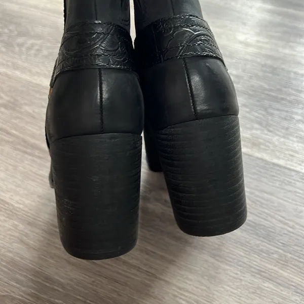 Vionic Carnelia Black Leather Ankle Boots Waterproof Booties with Buckle 7 - Image 8
