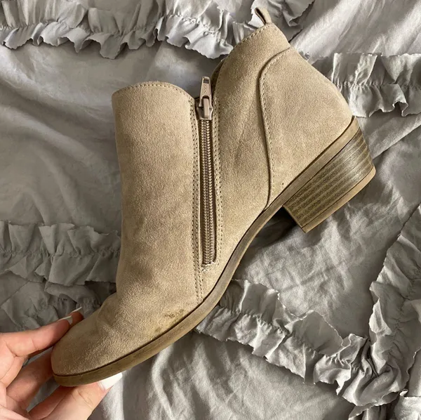 Tan Ankle Boots Size 9 - Image 4