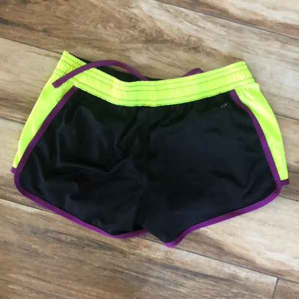 Nike drifit black running shorts - Image 4