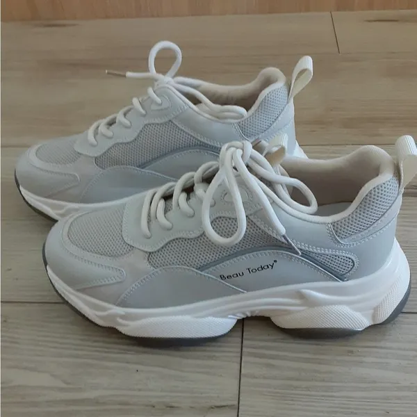 Beau Today Women's Chunky Sneaker, color Beige, size 8.5, NWT - Image 4