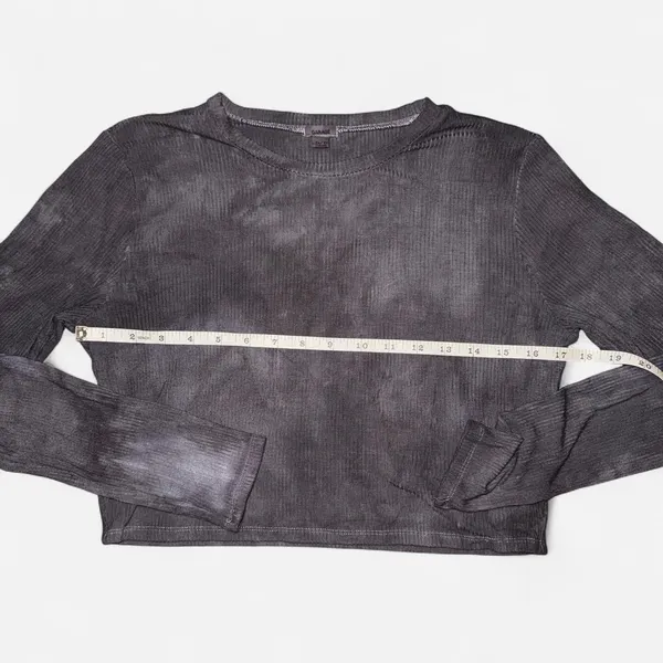 GARAGE Grey Tie-Dye, Ribbed, Cropped Long Sleeve Shirt; size XL - Image 3
