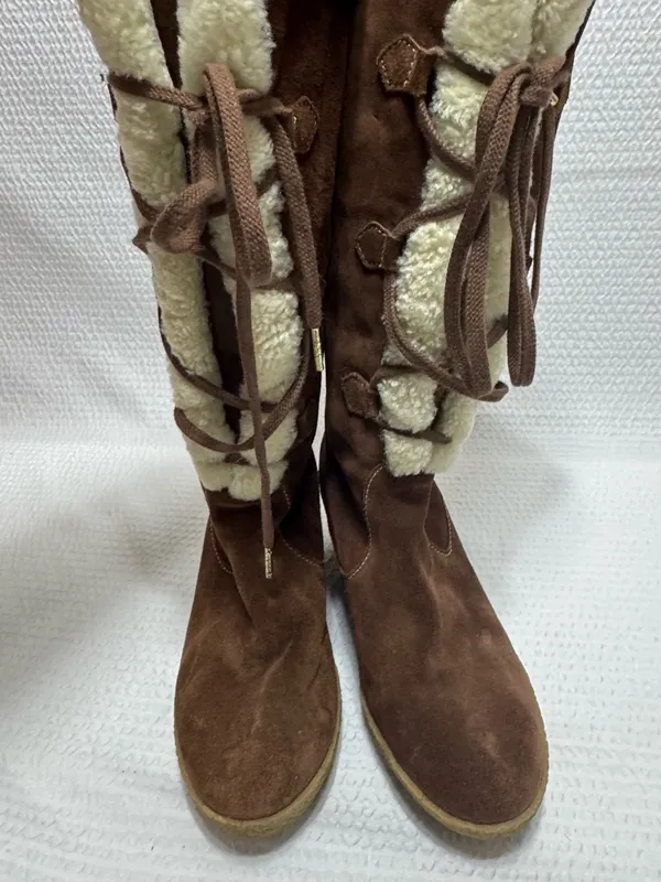 Women’s Brown Suede Wedge Winter Boots with Shearling Trim - Image 6