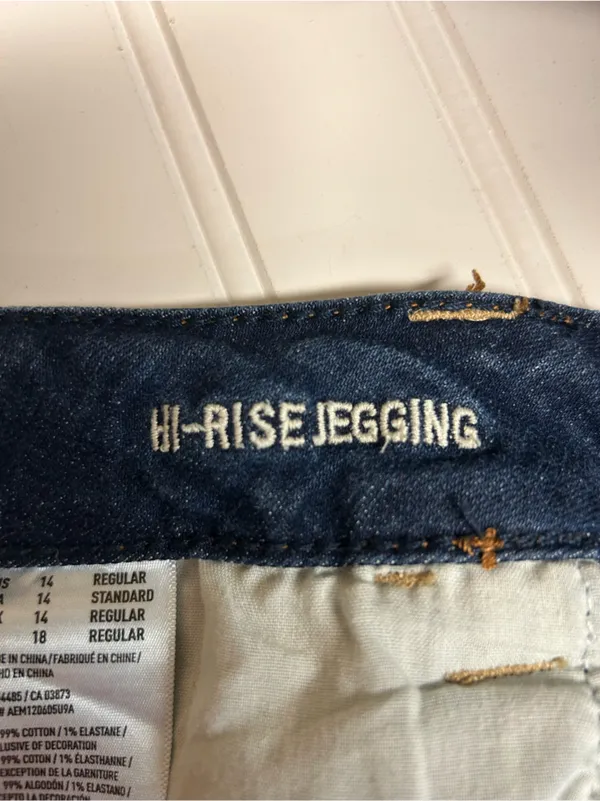 American Eagle Distressed Super Stretch Hi-Rise Jeggings Size 14 - Image 8