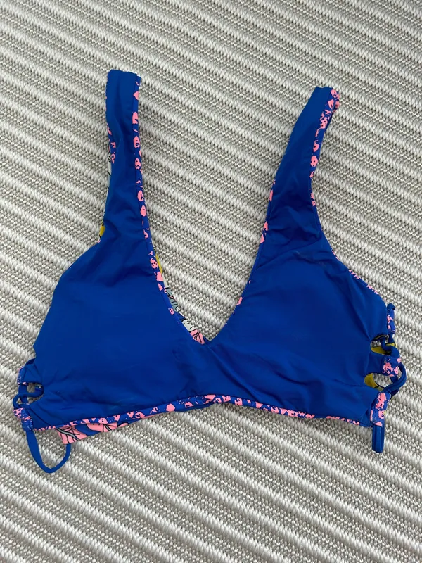Everything But Water Reversible Bikini Top - Image 4