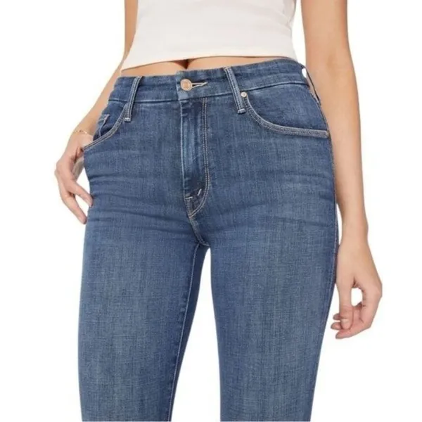 Mother The Looker Ankle Fray in Color Girl Crush Comfort‎ Capsule Summer 28 - Image 4