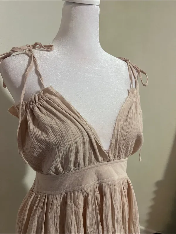 Le Lis Blush Tie-Shoulder Tiered Mini Dress - Image 2