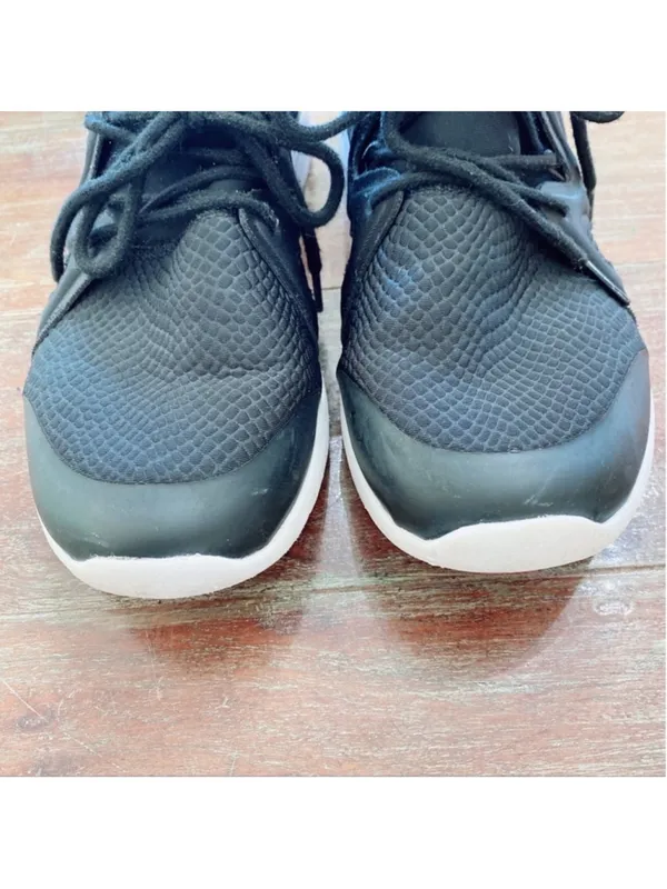 Vionic Storm Black Sneakers Size US 9 - Image 3