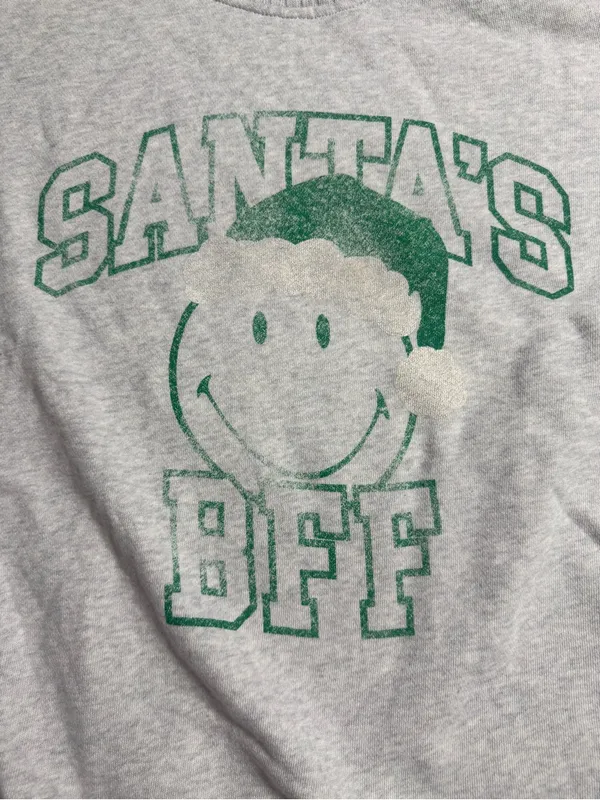 aerie Light Gray Crewneck Sweatshirt with Green 'Santas BFF’ Graphic - Image 7