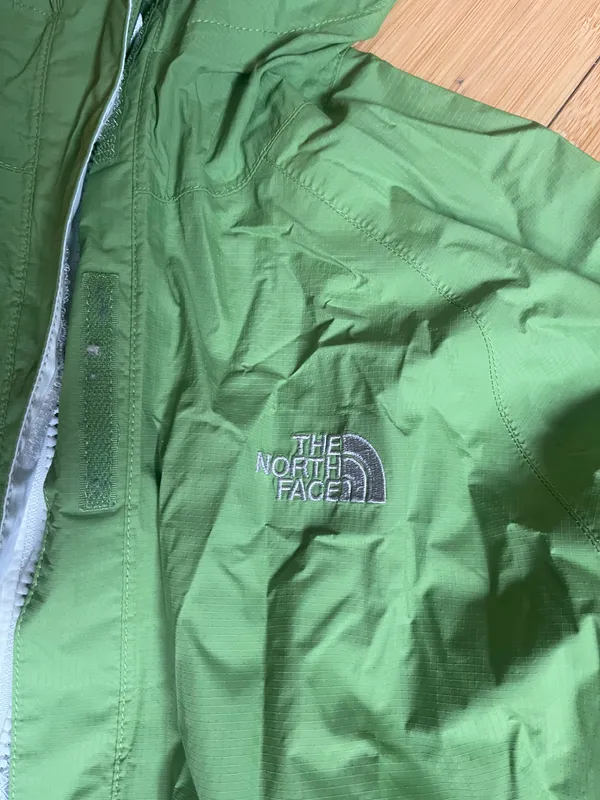 The North Face Green Rainjacket - Image 2