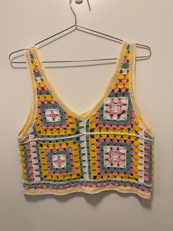 Le Lis Crochet Top - Image 2