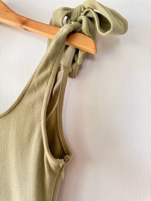 Princess Polly Sage Green Shoulder Tie Bodysuit - Image 4