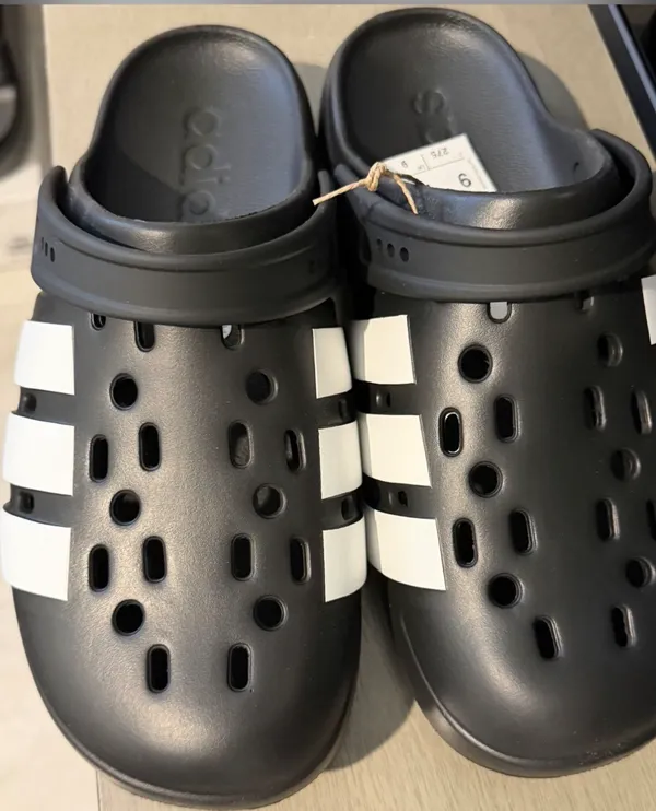 Adidas Adilette Clog 2.0 Sandals Mens Size 9 - Image 2