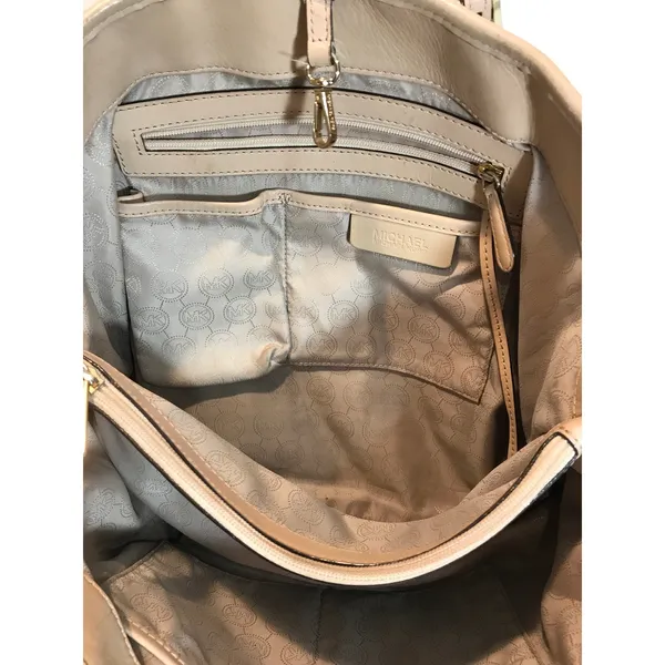 Michael Kors Jet Set Travel Large Signature Tote - Image 6