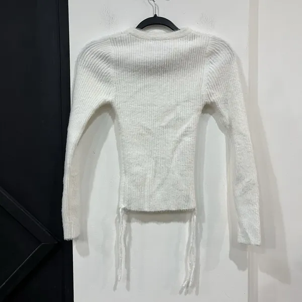 Princess Polly White Fuzzy Side Tie Cinch Sweater Size M/L - Image 5