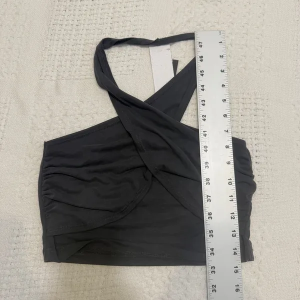 new Noisy May medium cropped halter top TS 3120 - Image 4