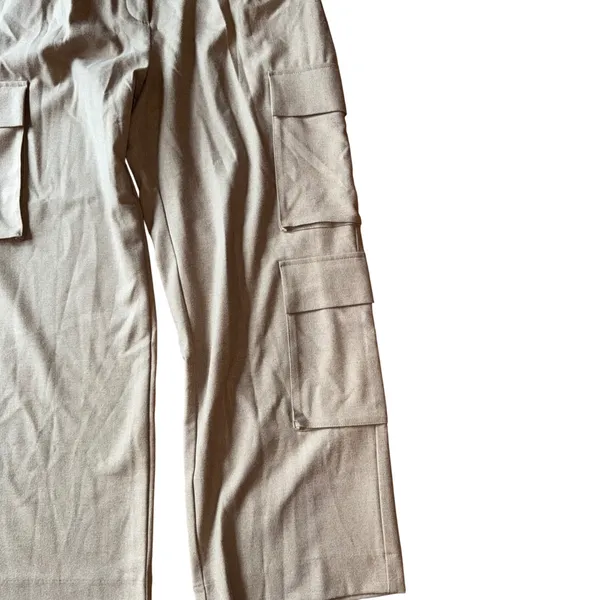 Abercrombie and Fitch Ultra High Rise Wide Leg Cargo Pants Tan Size‎ 14R NEW - Image 3