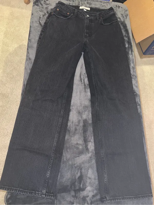 Abercrombie Curve Love High Rise 90s Relaxed Jean in Washed Black Size 28 (6 Regular) - Image 7