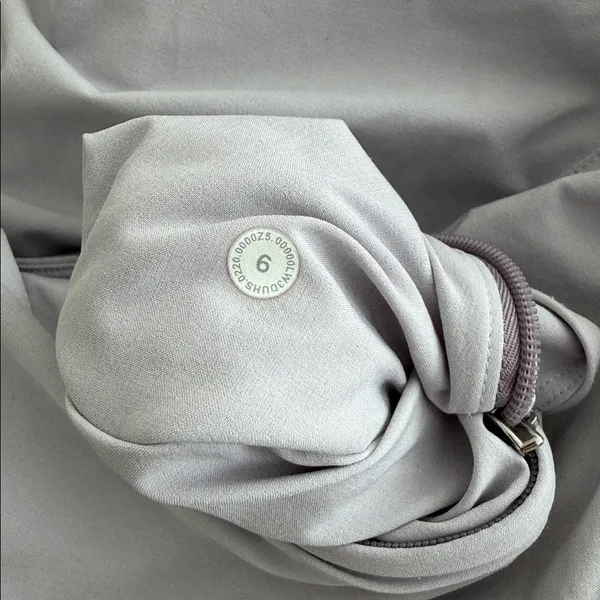 Lululemon All Day Breeze Pullover Hooded Jacket - Image 7