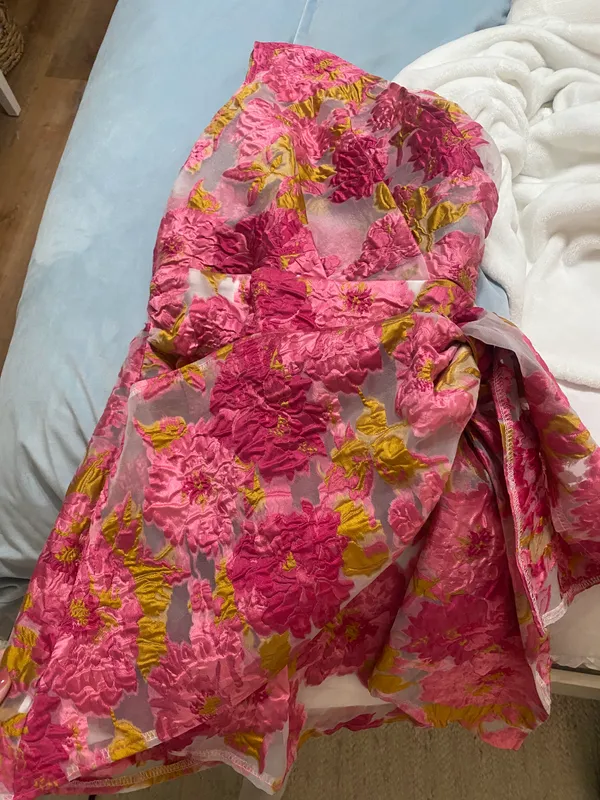 Showpo Floral Dress - Image 2