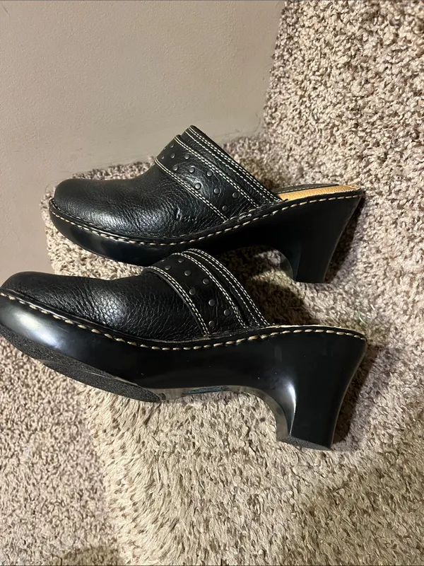 b.o.c. Black Leather Studded Slip - Image 4