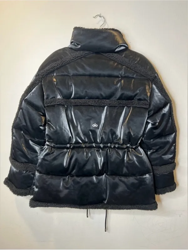Alo Yoga Ice Breaker Oversized Satin Faux Leather Sherpa Puffer Jacket Size Med - Image 7