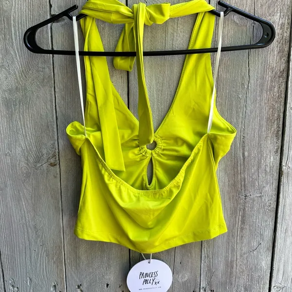 Princess Polly Omarion Top‎ Cropped Halter Cutout Size 2 NWT - Image 2