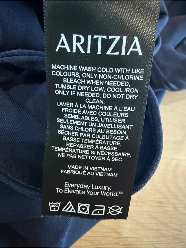 Aritzia Original Contour Esteem Bodysuit navy blue size Small - Image 9