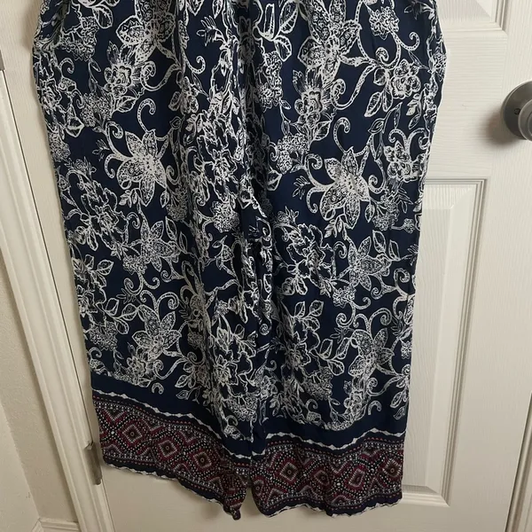 Larsyn & Lily Floral Navy Jumpsuit size X-Large - Image 9
