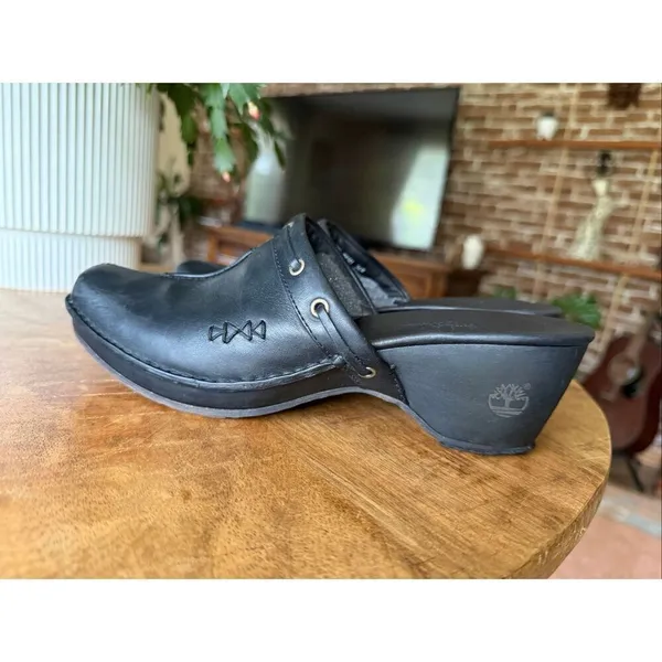 Timberland Women’s Black Leather Slip On Mules Size 7.5 Comfort Shoes - Image 10