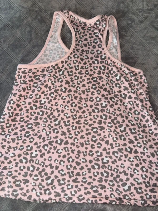 Short women’s pajama set pink size M - Image 9