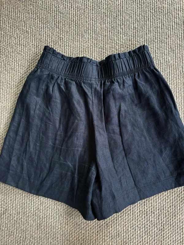 Like New QUINCE European Linen High Waisted Shorts Black Size XS - Image 9