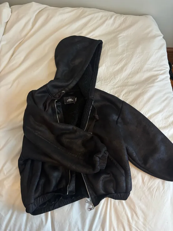 Urban Outfitters Hooded black bomber jacket - Image 4