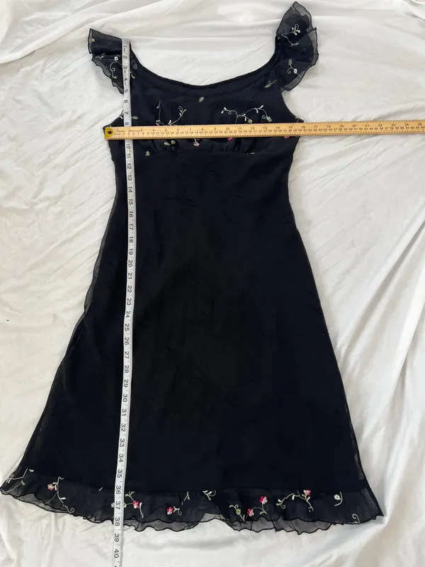 I.N. Studio Y2K Vintage Black Midi Dress with Pink Floral Embroidery - Image 6