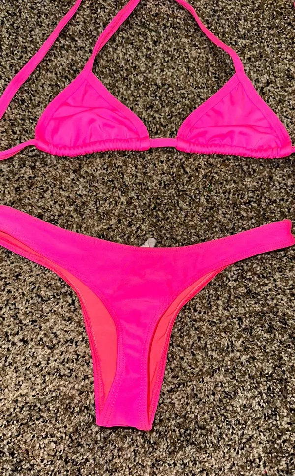 Pink triangle bikini - Image 2