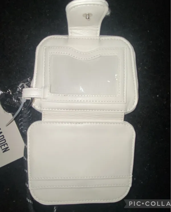 Steve Madden Wallet Wristlet White - Image 4