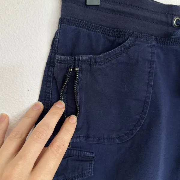 Vintage Y2K Unionbay 100% Cotton Cargo Shorts S Low Rise Navy Utility Gorpcore - Image 3