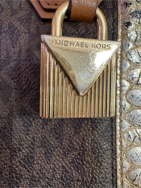 Michael Kors Mercer Mini Satchel - Image 10