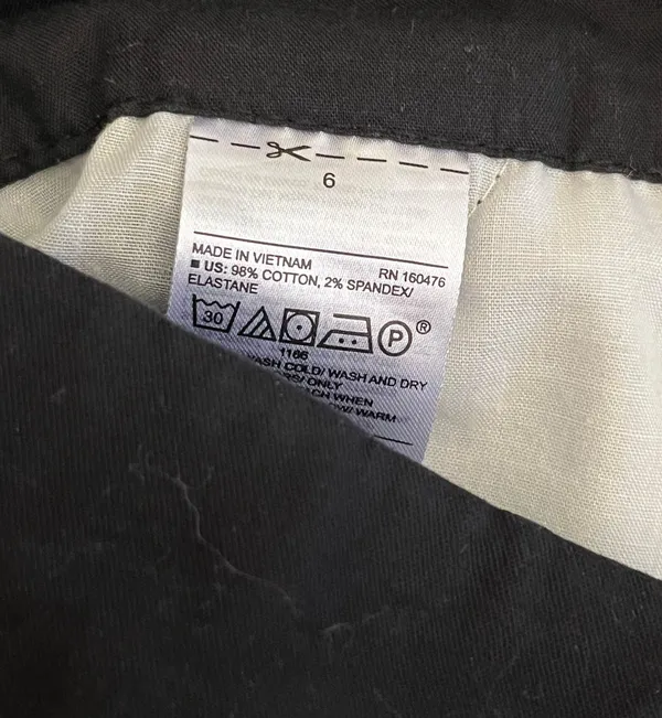 Old Navy Everyday Shorts - Image 4